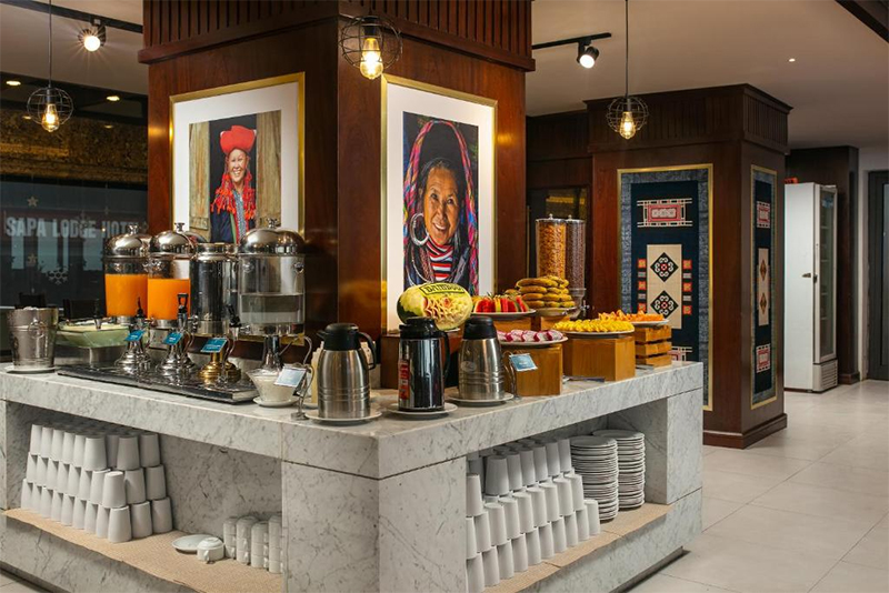 Buffe sáng tại Bamboo Sapa Hotel