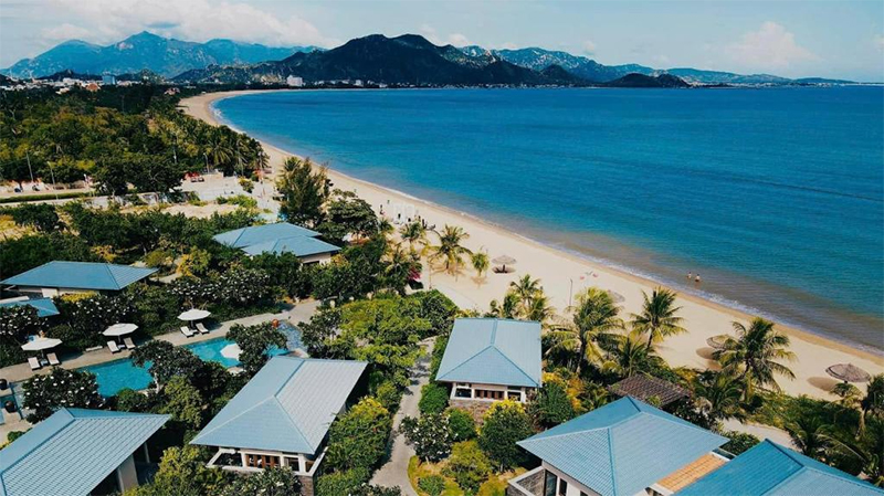Hoàn Mỹ Resort Ninh Chử ở hữu bãi biển riêng