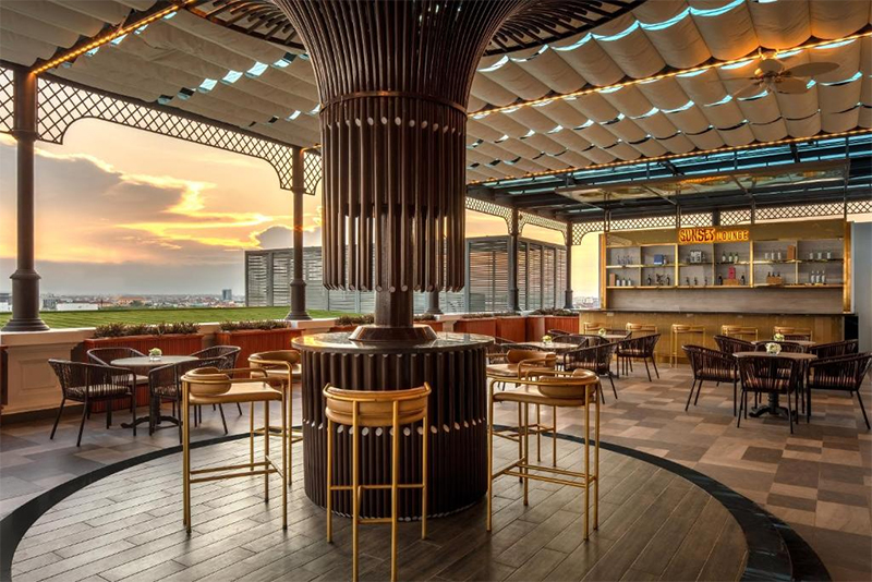 Lobby Lounge tại Meliá Vinpearl Quảng Bình