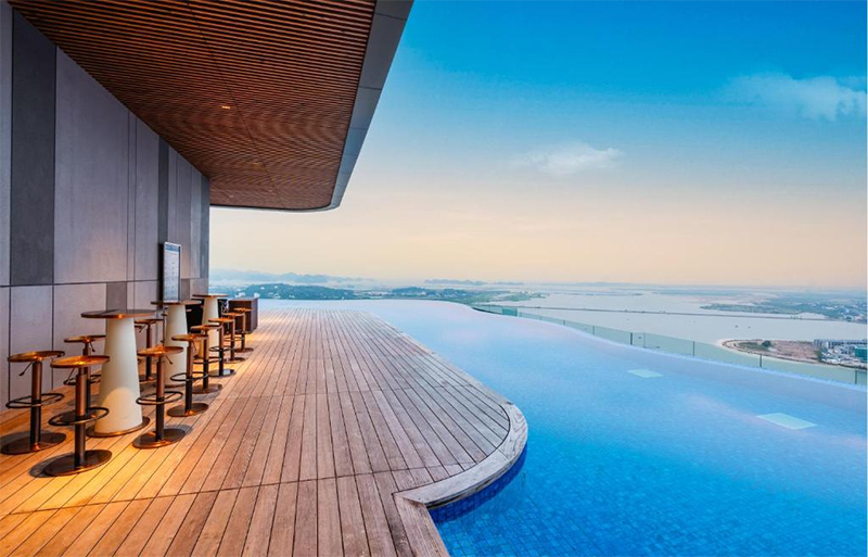 View À La Carte Hạ Long Bay